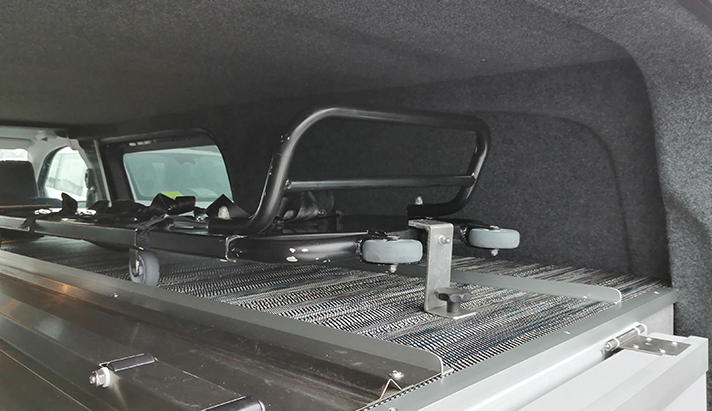 transport de corps sur base Opel Vivaro