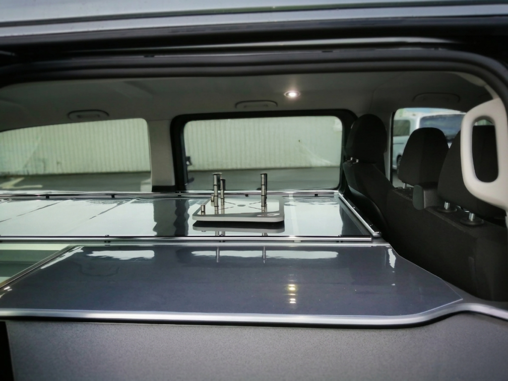 Aménagement intérieur d'un iris style sur mercedes vito 