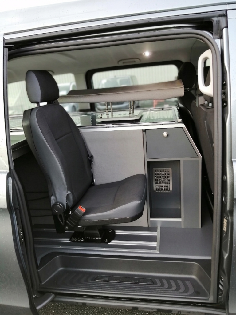 Aménagement intérieur iris style mercedes vito